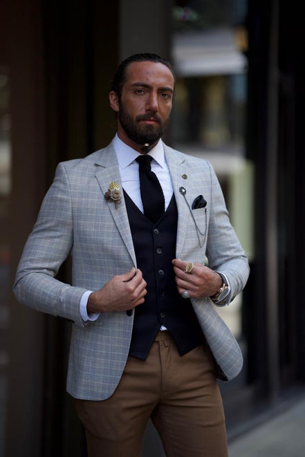 Pierre Gray Slim Fit Notch Lapel Plaid Blazer