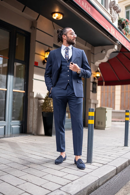 GentWith Sturgis Dark Blue Slim Fit Peak Lapel 3 Piece Suit