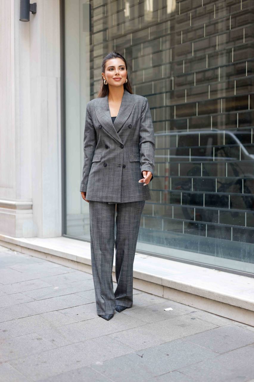 Plaid Gray Double Breasted Suit Women