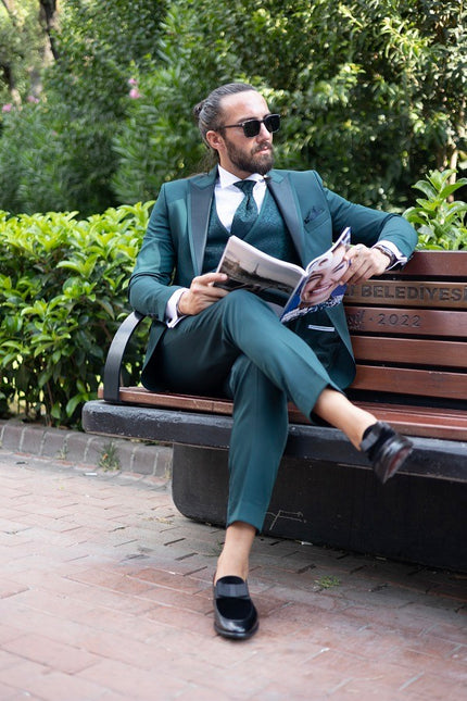 How to Choose A Best Groom Suit