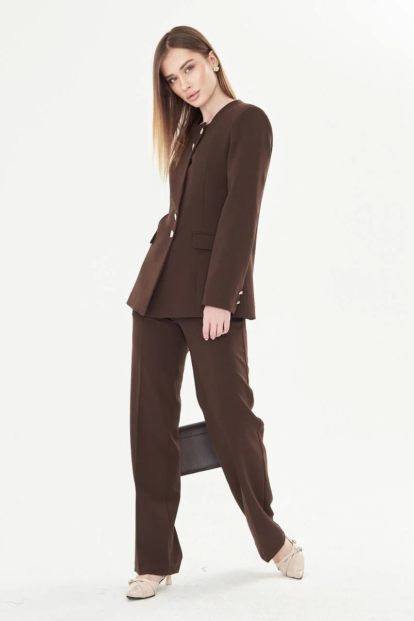 Woman wearing a brown suit