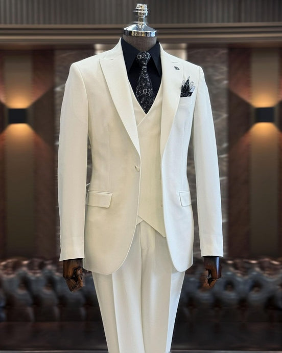 GentWith Ashburn White Slim Fit 3 Piece Peak Lapel Suit