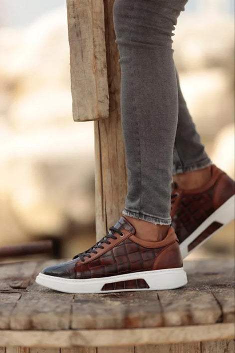 Empire Crocodile Pattern Brown Sneakers