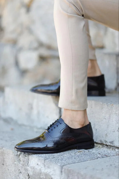 Laughlin Black Wing Tip Oxford Shoes