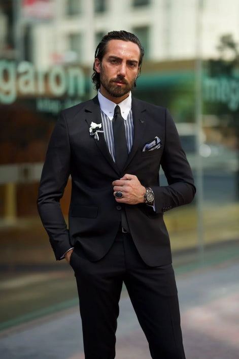 GentWith Laughlin Black Slim Fit Notch Lapel Suit