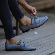 Laughlin Kilt Gray Loafers