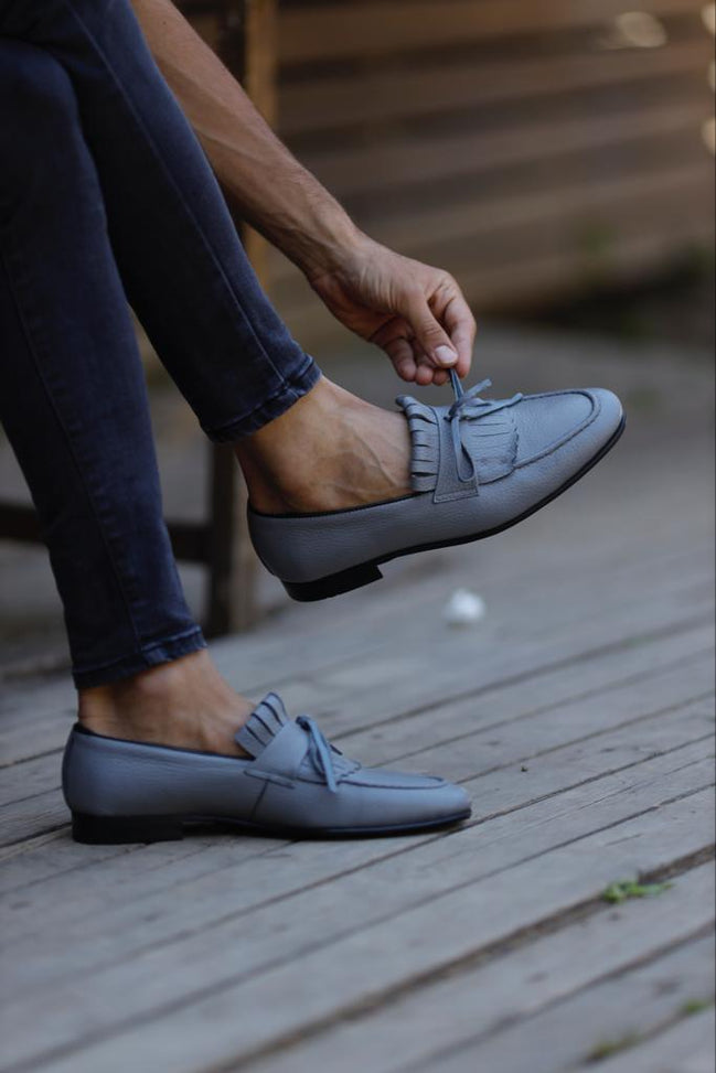 Laughlin Kilt Gray Loafers