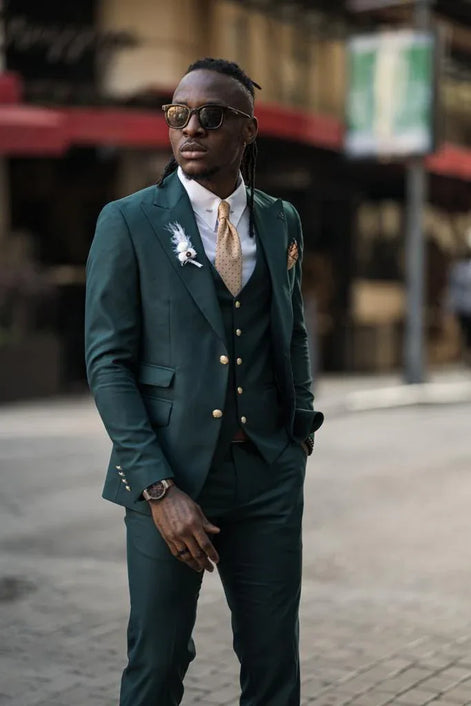 Laughlin Slim Fit Peak Lapel Emerald Green Suit