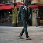 Laughlin Slim Fit Peak Lapel Emerald Green Suit