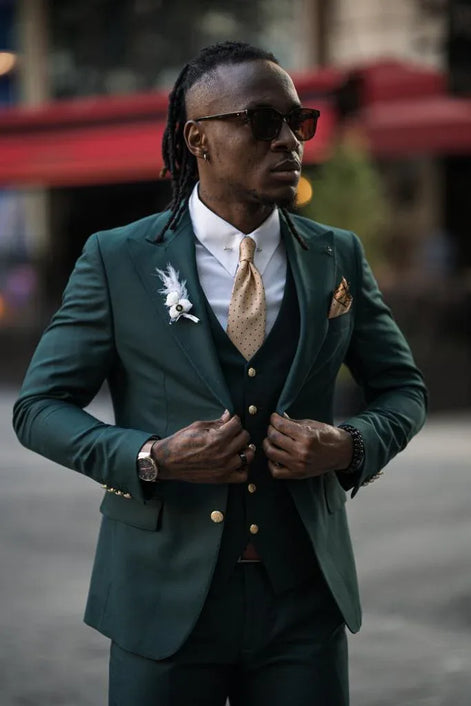 Laughlin Slim Fit Peak Lapel Emerald Green Suit