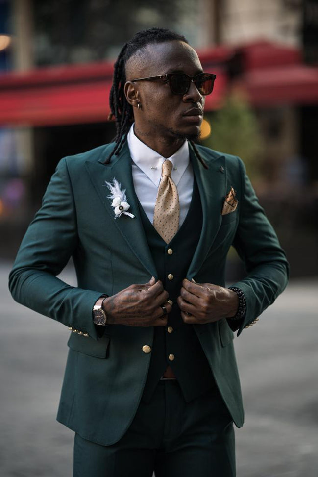 Laughlin Slim Fit Peak Lapel Emerald Green Suit