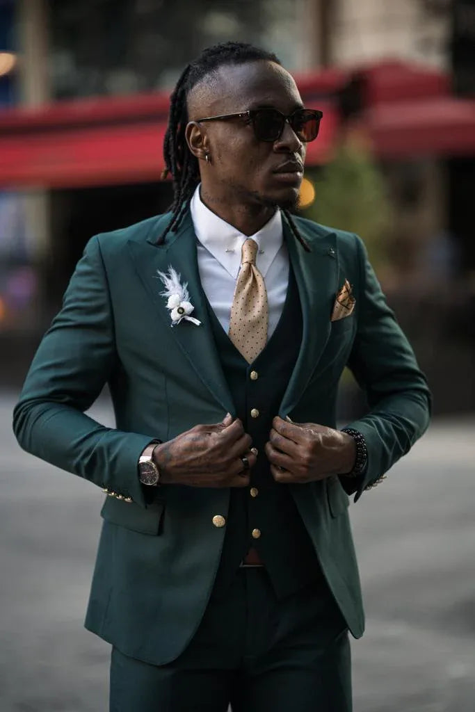 Laughlin Slim Fit Peak Lapel Emerald Green Suit