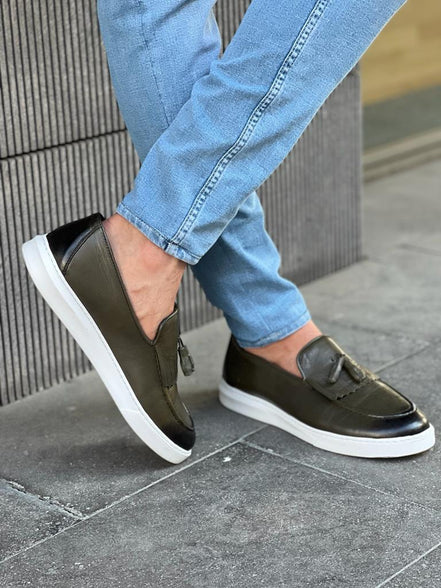 Laughlin Khaki Kilt Tassel Loafers