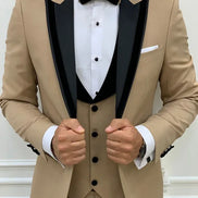 Leesburg Slim Fit Velvet Peak Lapel Gold Tuxedo