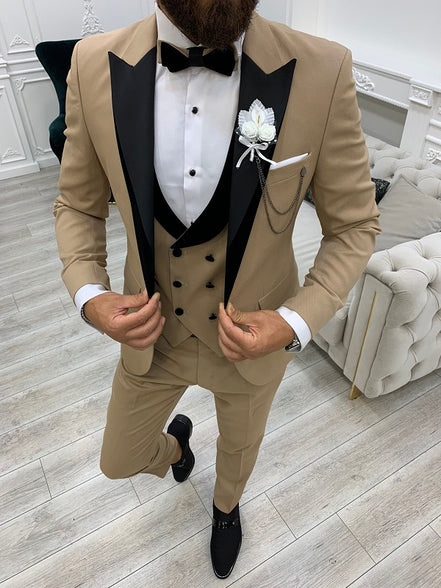 Molalla Slim Fit Velvet Peak Lapel Golden Tuxedo