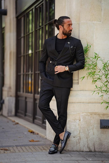 GentWith Pierre Black Slim Fit Buckle Up Suit