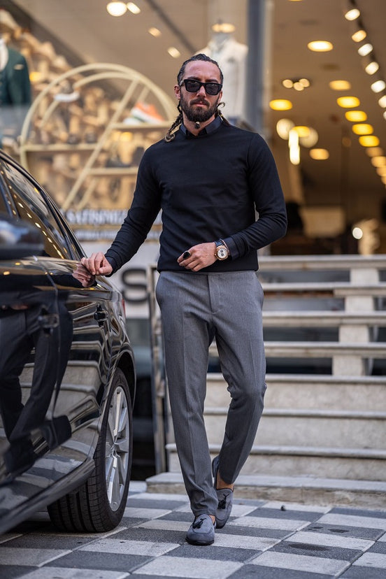 Black Round Neck Sweater
