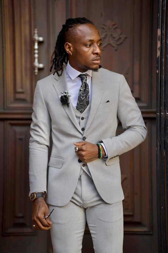 GentWith Sioux Light Gray Slim Fit Peak Lapel Suit