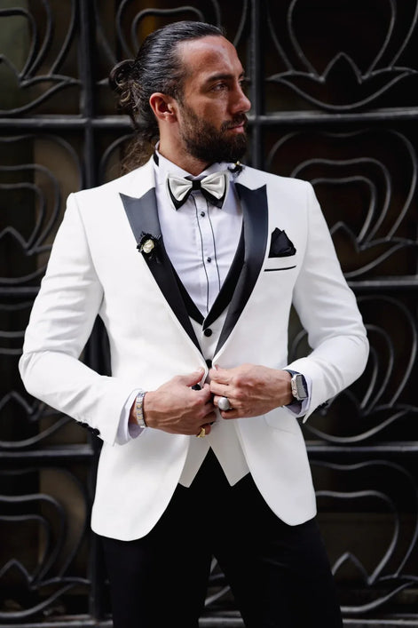 Sioux Slim Fit Peak Lapel White Tuxedo