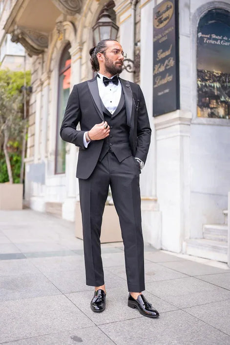 Sturgis Slim Fit Peak Lapel Black Tie Tuxedo