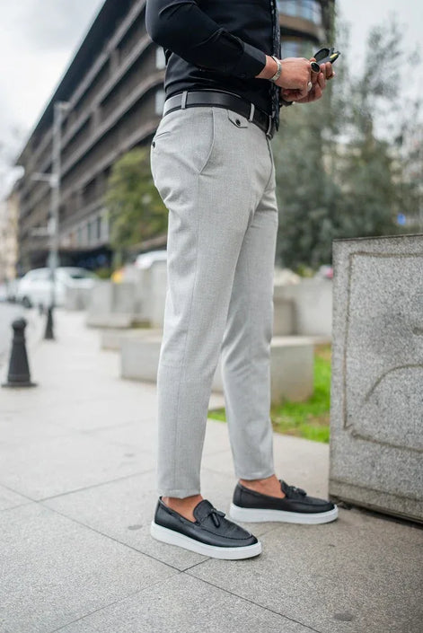 Light Gray Slim Fit Chino Pants for Men 33W Light Gray Slim Fit Chino Pants for Men 33W