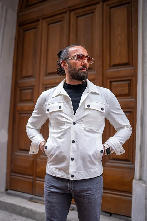 Tea White Slim Fit Double Pocket Buttoned Coat