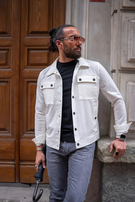 Tea White Slim Fit Double Pocket Buttoned Coat