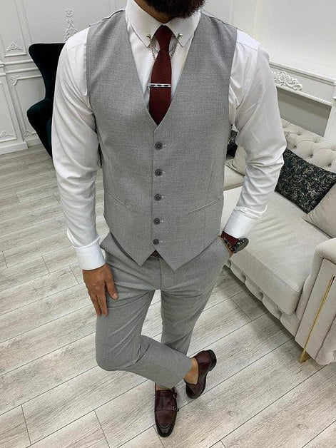 Yukon Gray Slim Fit Peak Lapel Striped Suit