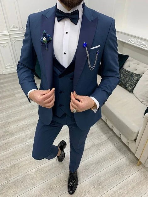 Yukon Slim Fit Peak Lapel Blue Tuxedo
