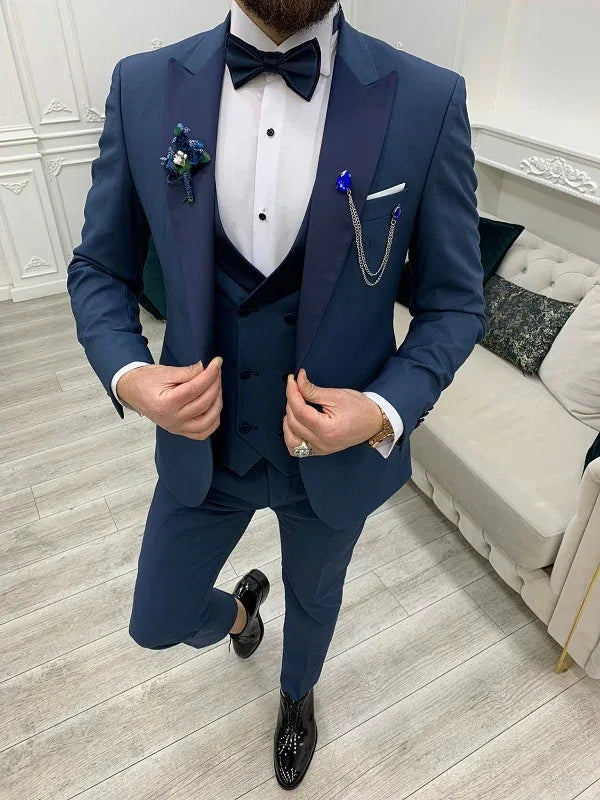 Yukon Slim Fit Peak Lapel Blue Tuxedo