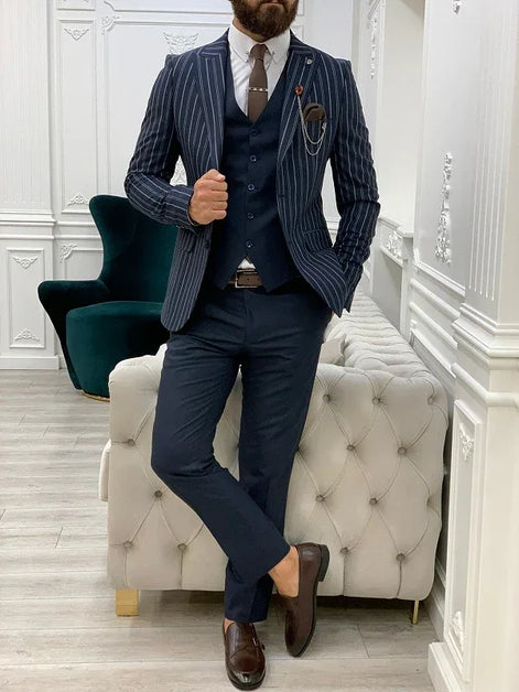 Yukon Navy Blue Slim Fit Peak Lapel Striped Suit
