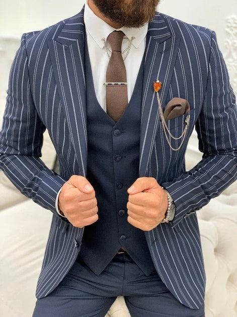 Yukon Navy Blue Slim Fit Peak Lapel Striped Suit