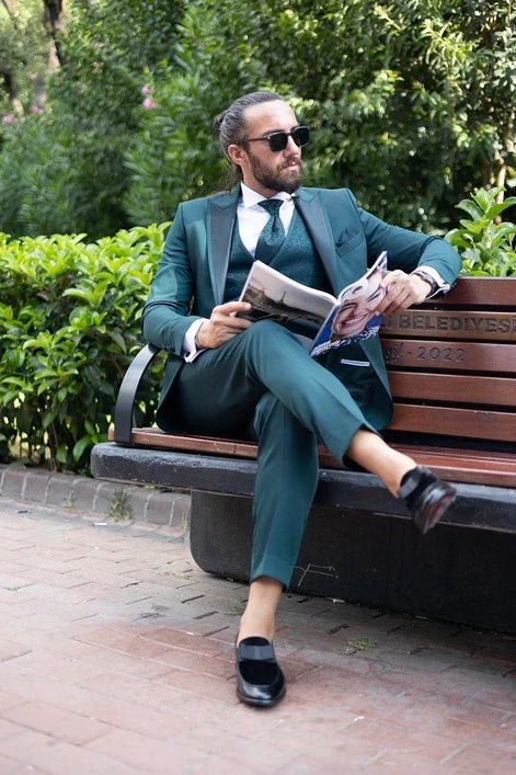 Tea Green Slim Fit Peak Lapel Groom Tuxedo