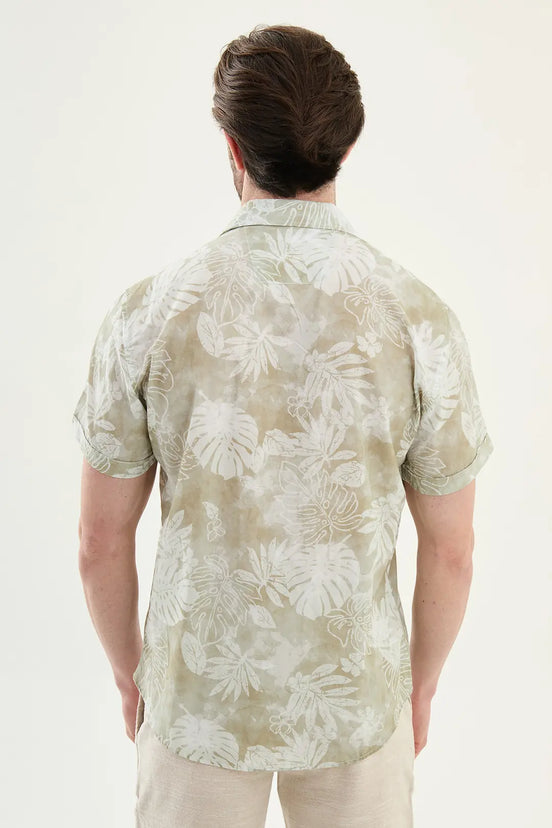 Green Tropical Floral Print Short Sleeve Shirt