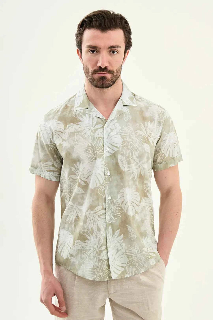 Laredo Green Tropical Floral Print Short Sleeve Shirt