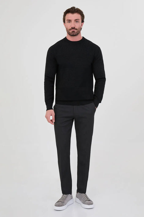 Men's Textured Crew Neck Sweater Black