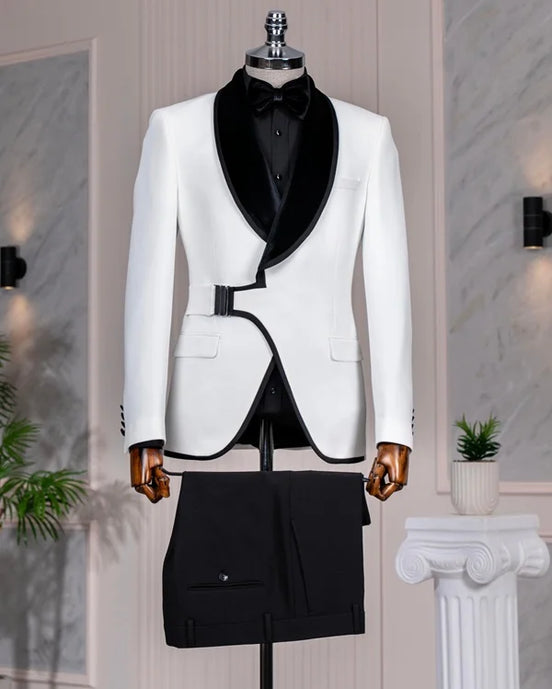 Men's White Buckle Tuxedo Suit