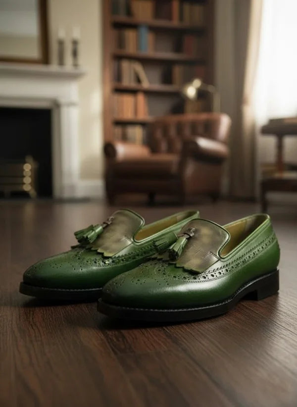 Green leather shoes with tassels