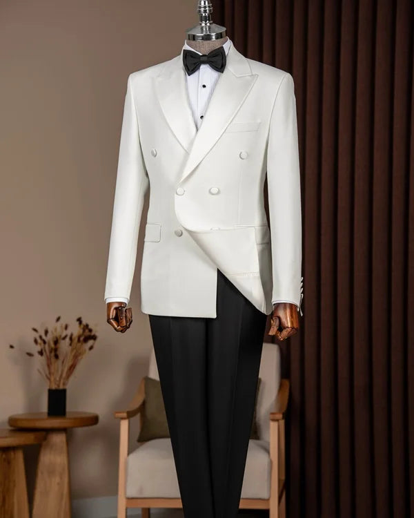 White Double Breasted Peak Lapel Tuxedo