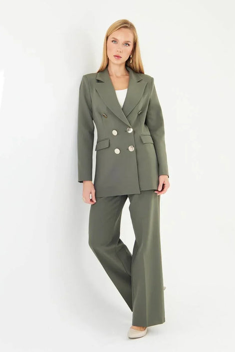 Woman wearing a green suit