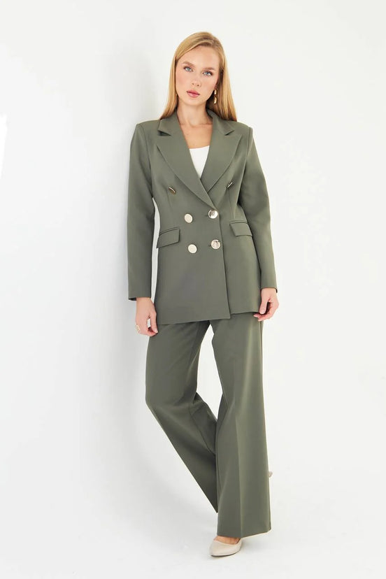 Woman wearing a green suit
