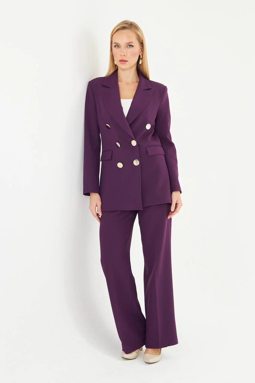Woman wearing a purple suit