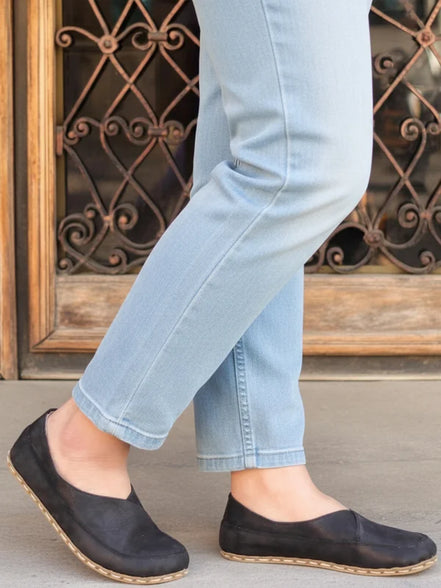 Black Leather Ballet Flats