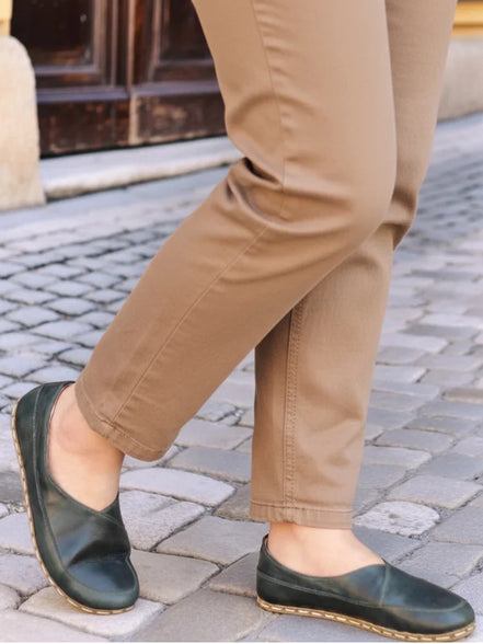 Barefoot Women's Dark Green Ballet Flats
