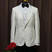 Plano Slim Fit White Tuxedo