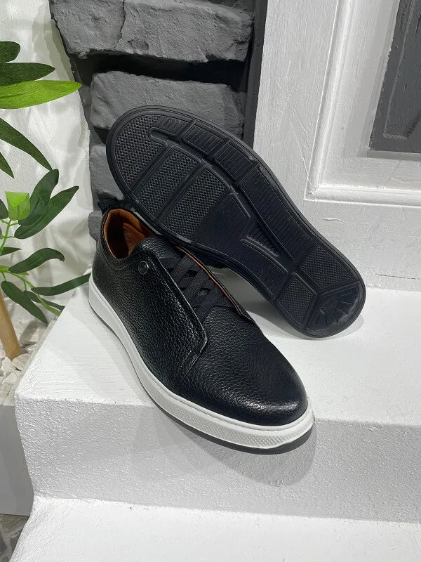 Men's Black Laceless Sneakers