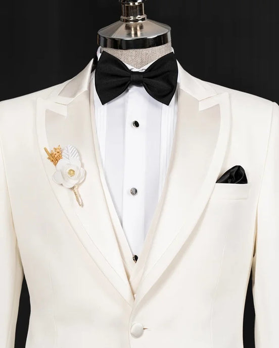 Off White 3 Piece Tuxedo