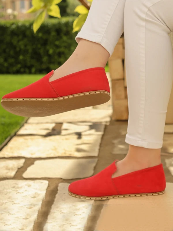 Women’s Earthing Nubuck Red Loafers