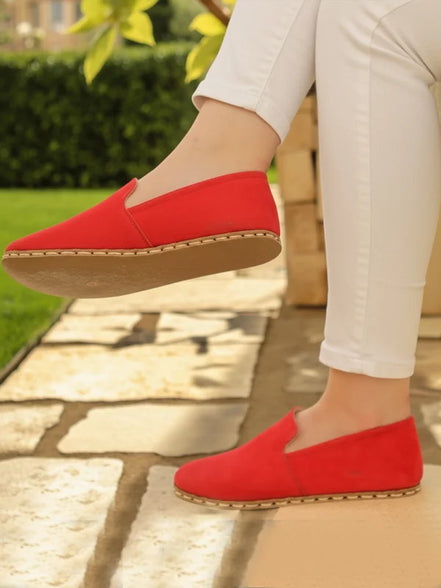Women’s Earthing Nubuck Red Loafers