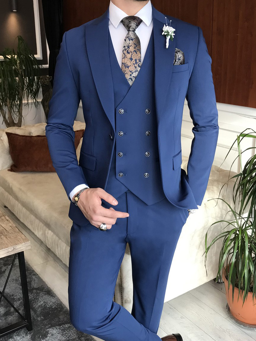 Blue Slim Fit Peak Lapel Suit for Men by GentWith.com